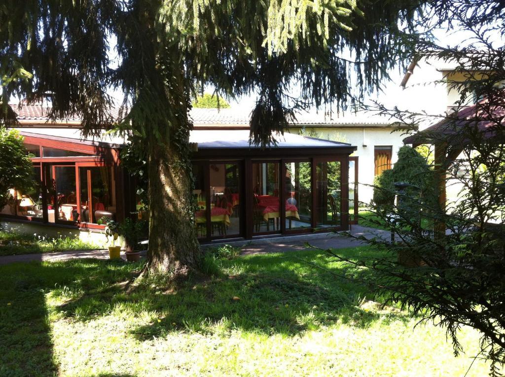 Les Tilleuls Montbeliard Sud Audincourt Exterior foto